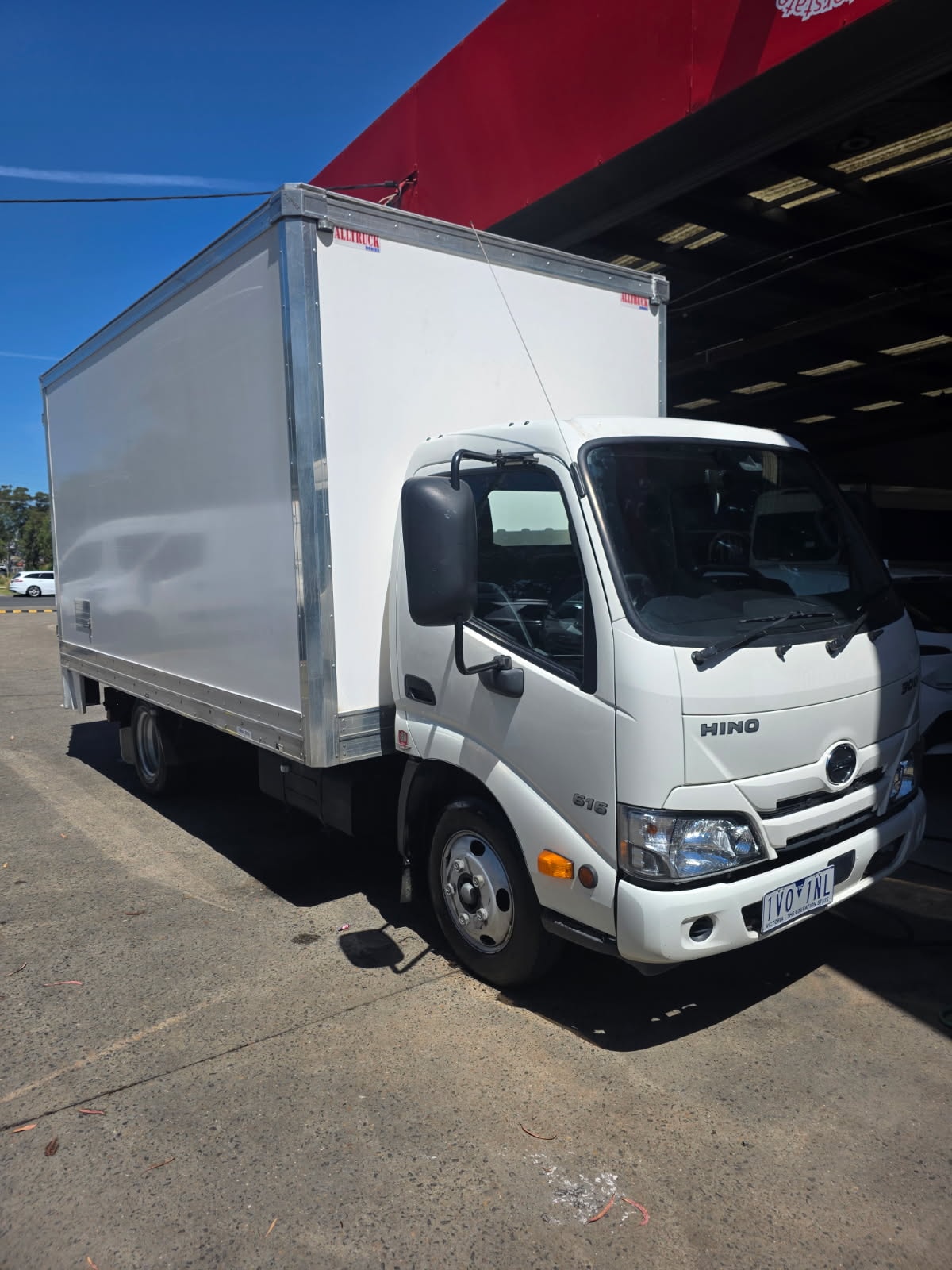 Pantech Trucks